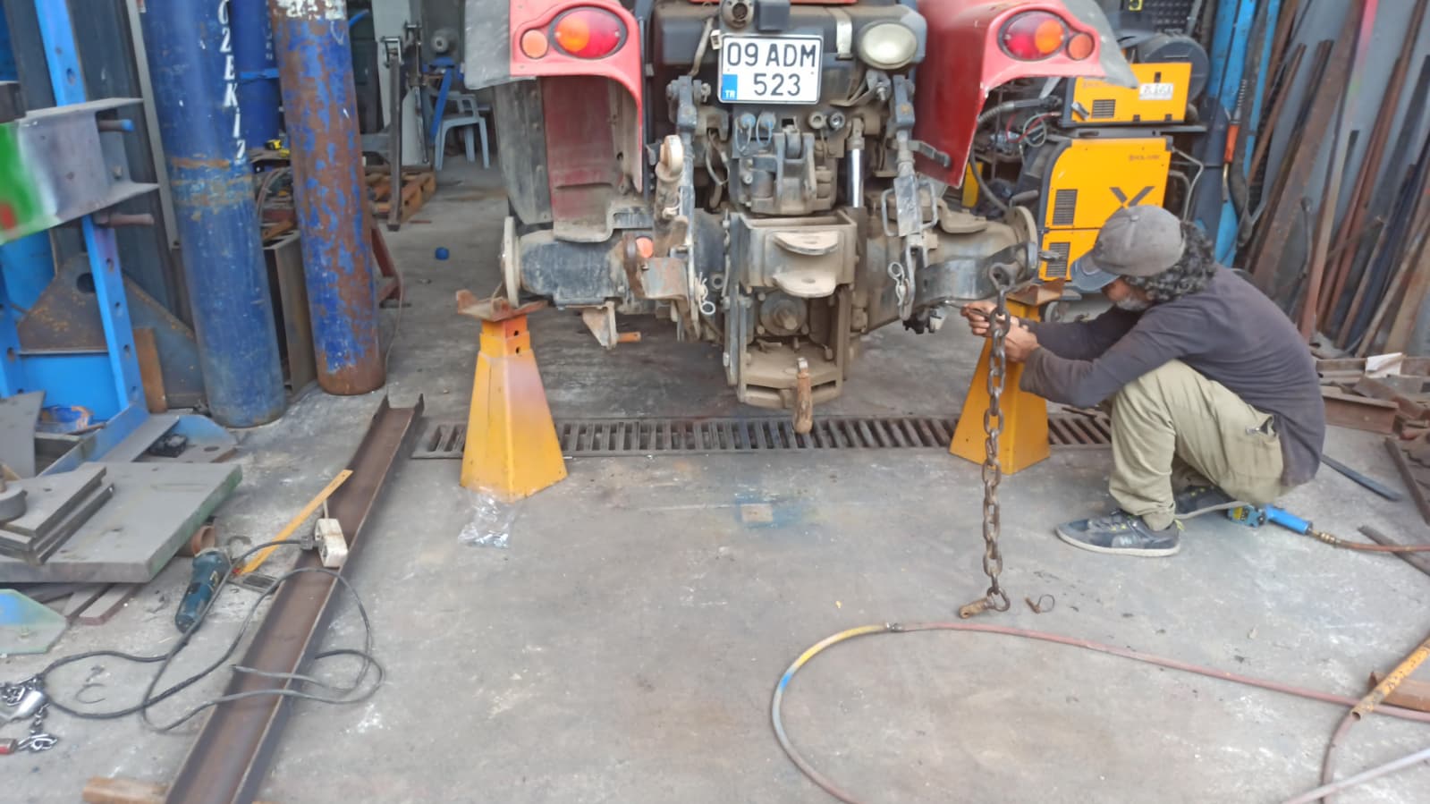 traktör kepçe tamiri izmir