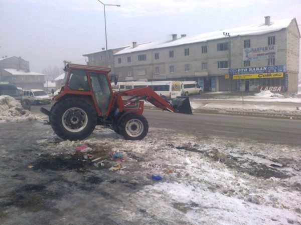 Traktör ön yükleyici kepçe imalatı Tümosan - Görsel 4