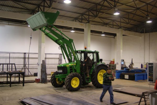 Traktör ön yükleyici  John Deere 6230 Canlı Makina  Ödemiş İzmir '' İyi’den ➞ Mükemmel’e  '' - Görsel 12