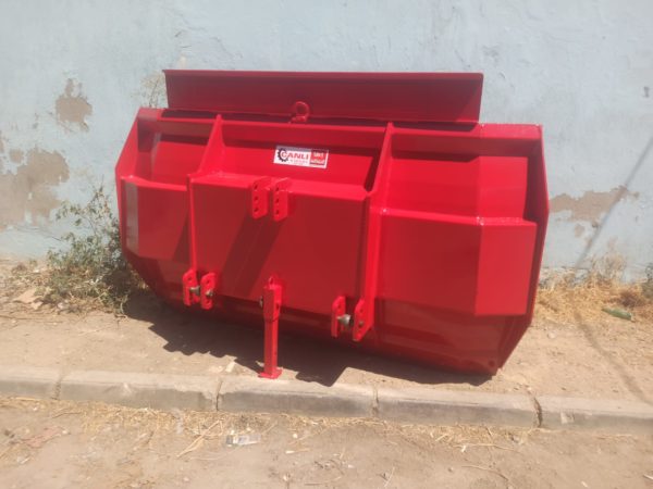 Tractor front or back silage shovel manufacturing