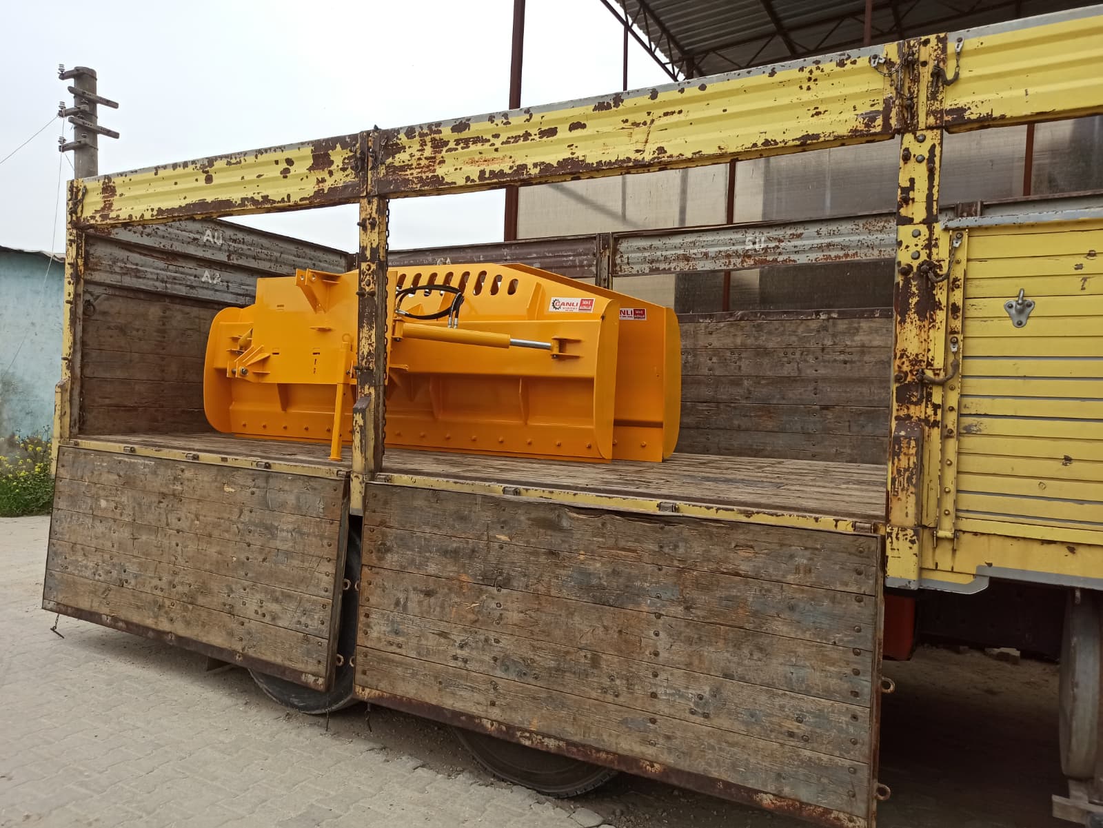 Traktör ön yükleyici , Massey 240 S Canlı Makina Ödemiş İzmir - Görsel 48